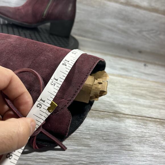 Born Women's Felicia Distressed Suede Leather Burgundy Tall Boots Size 5 - Picture 9 of 10